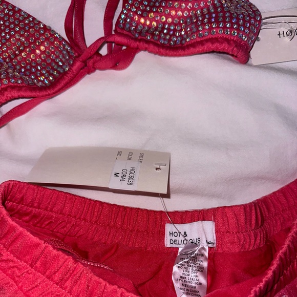 Iheartraves hot and delicious rhinestone rave set - Picture 3 of 3